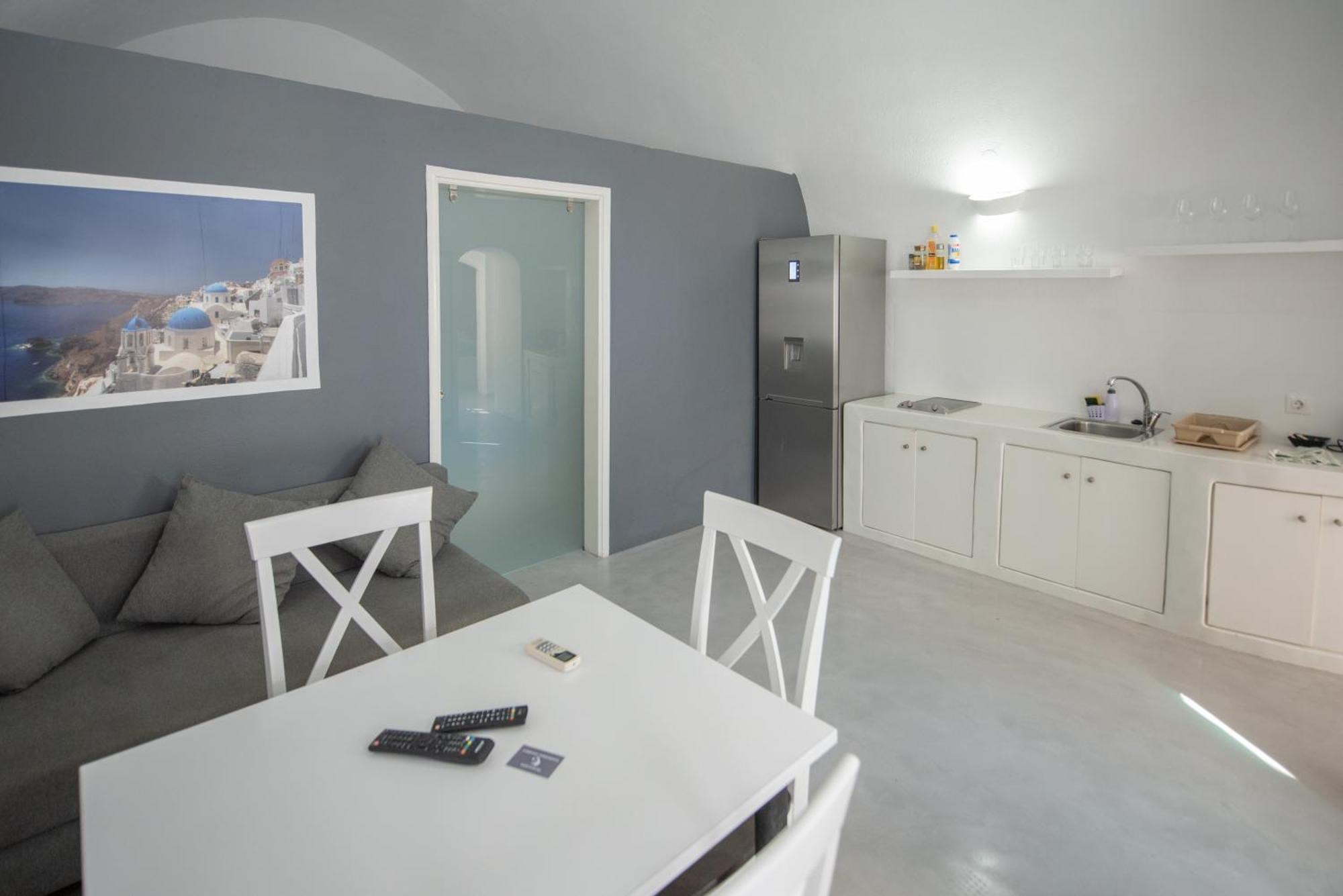 คอร์ราโด คัลเดรา อพาร์ตเมนต์ Apartment ฟิรา ภายนอก รูปภาพ