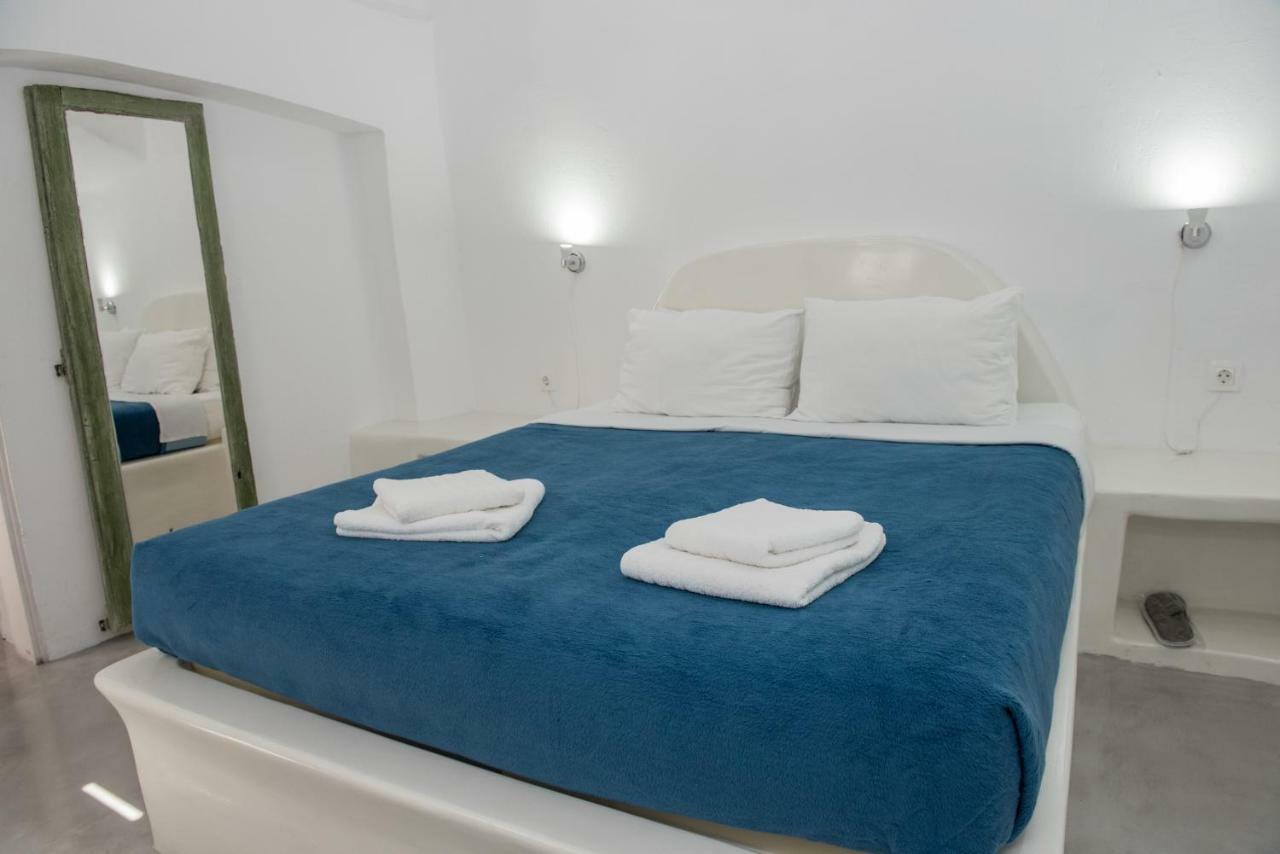 คอร์ราโด คัลเดรา อพาร์ตเมนต์ Apartment ฟิรา ภายนอก รูปภาพ